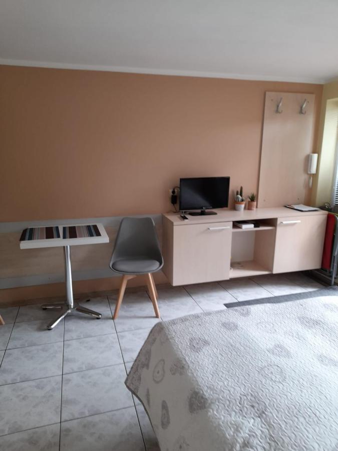 Apartament Jednosci Narodowej Kołobrzeg Esterno foto